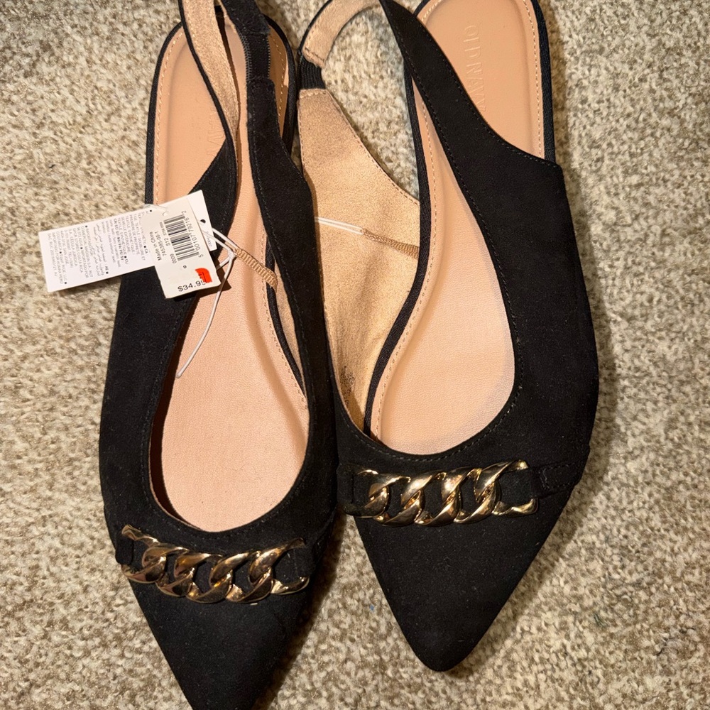 Old Navy Black Pointed Slingback Flats with Gold Chain Trim